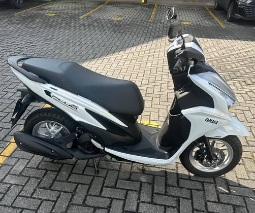 YAMAHA FLUO 125 HYBRID CONNECTED ABS YAMAHA FLUO 125 HYBRID CONNECTED ABS
